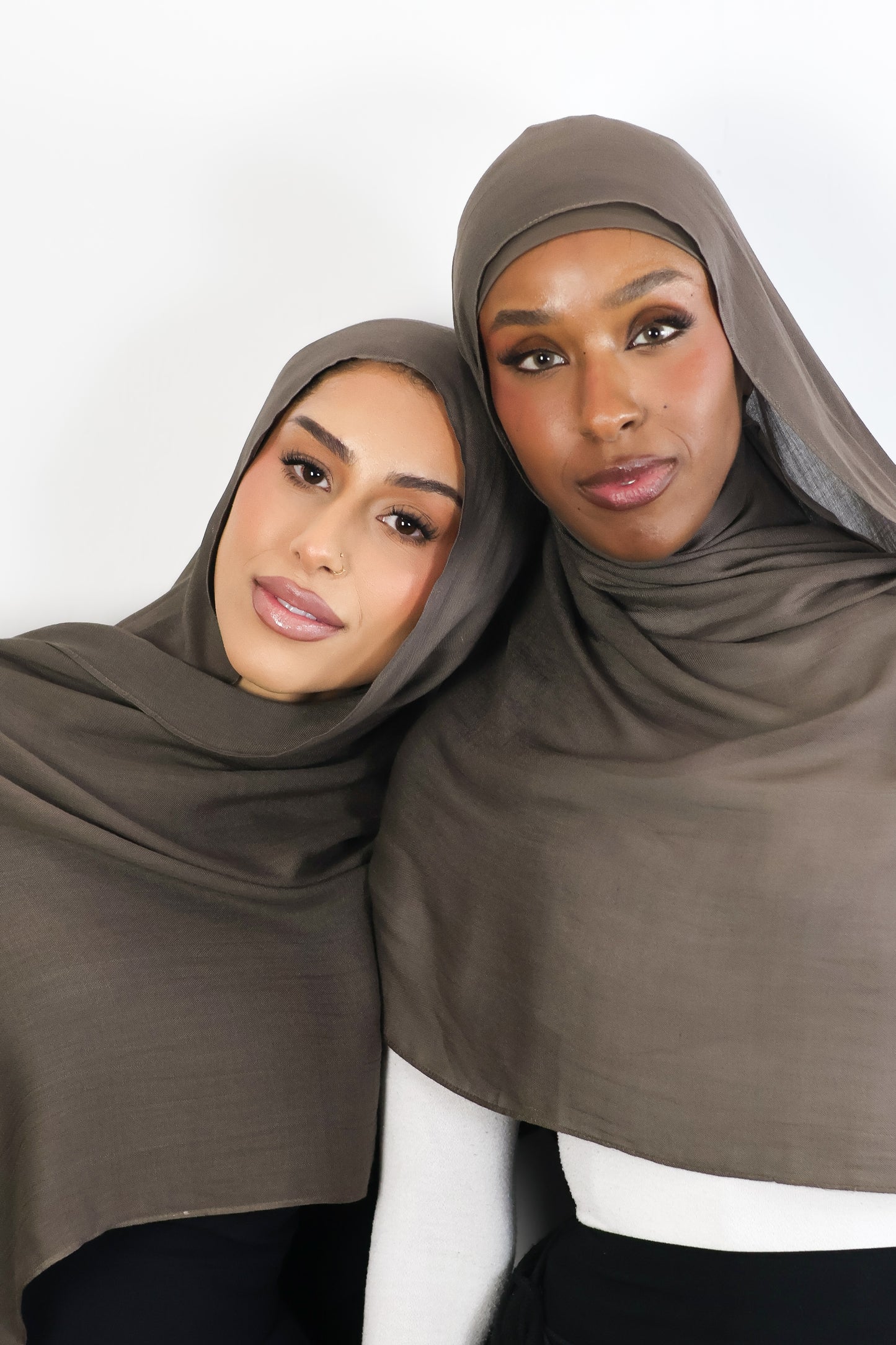Deep Woody - Modal Hijab