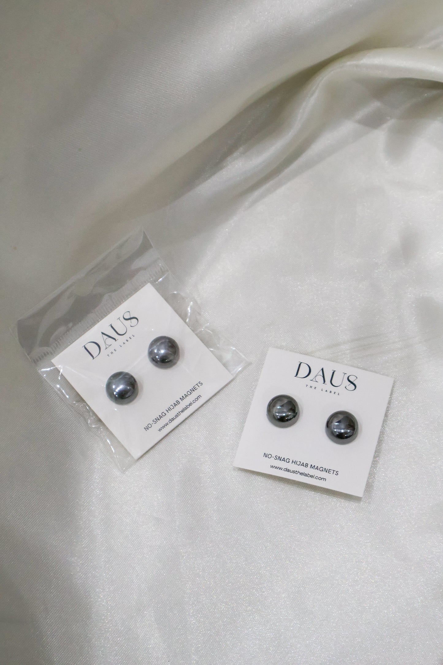 Metallic Black No-Snag Magnets